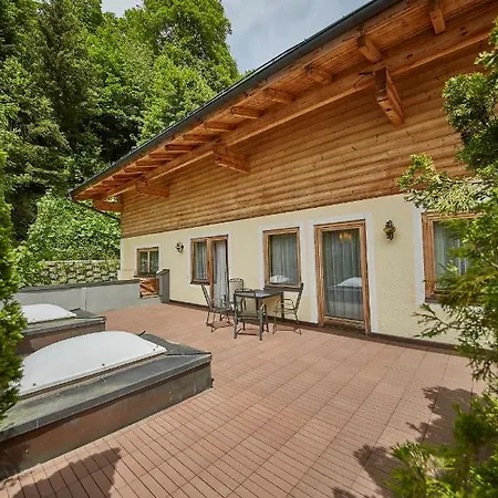 Haus Alexander *
