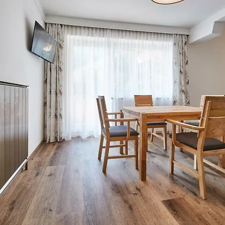 Apartment Haus Alexander *