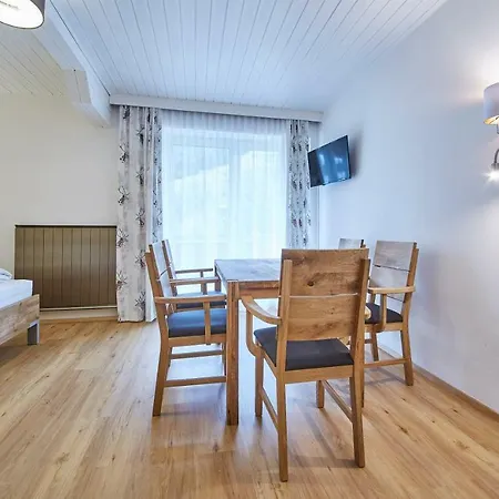 Haus Alexander Apartman Saalbach Hinterglemm